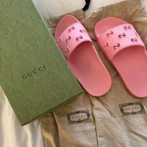 Gucci Slides